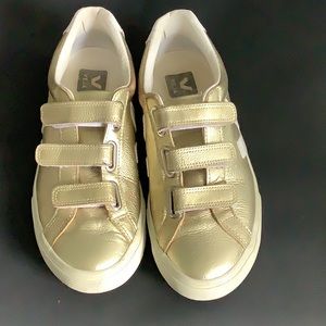 Vera Gold Tone sneakers with Velcro Closures